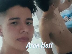 Aron_Hott