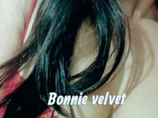 Bonnie_velvet