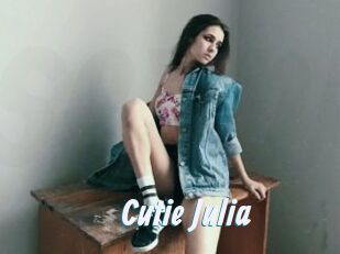 Cutie_Julia