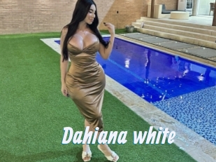 Dahiana_white