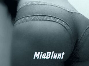 MiaBlunt