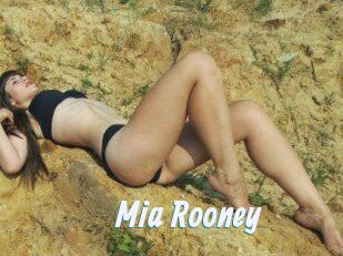 Mia_Rooney