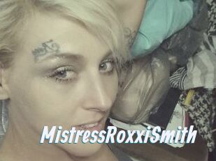 MistressRoxxiSmith