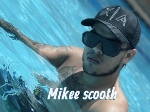 Mikee_scooth