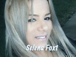 Selena_Fox1