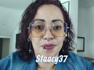 Staacy37