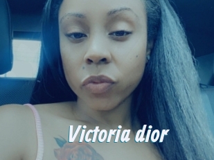 Victoria_dior